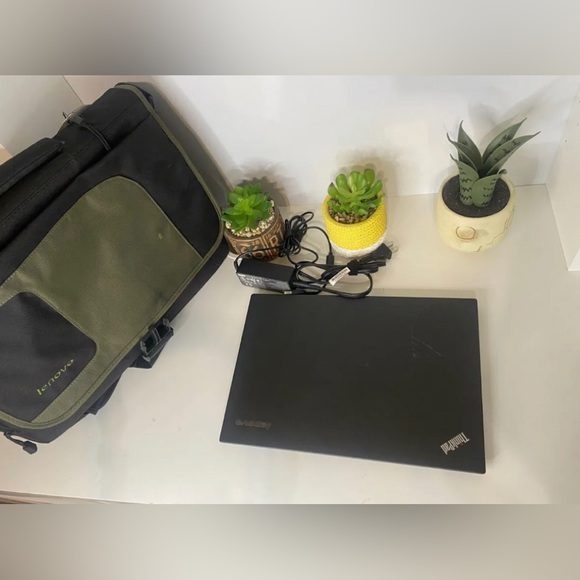 Computer Lenovo ThinkPad X1 Carbon 2nd Gen with Intel Core i7-4600U - Picture 3 of 5